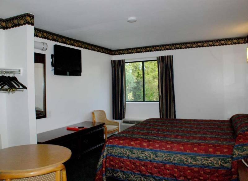 ماناساس Home Style Inn الغرفة الصورة